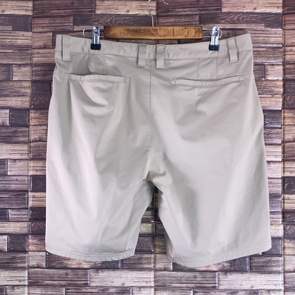 Mens Size 36 Rhone 9" Commuter Shorts Tan Pre Owned - Picture 2 of 9